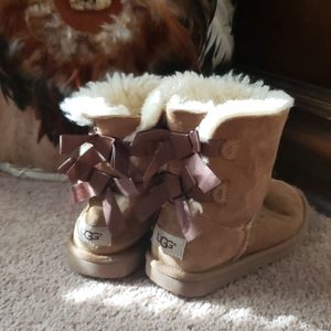 childrens ugg boots with bows